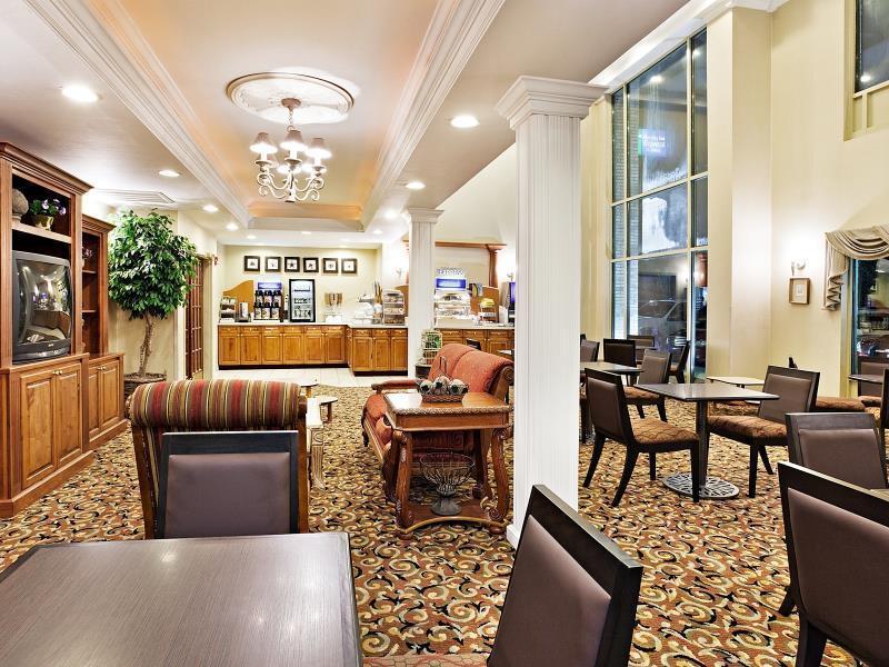 Holiday Inn Express Hotel & Suites Corbin By Ihg Bagian luar foto